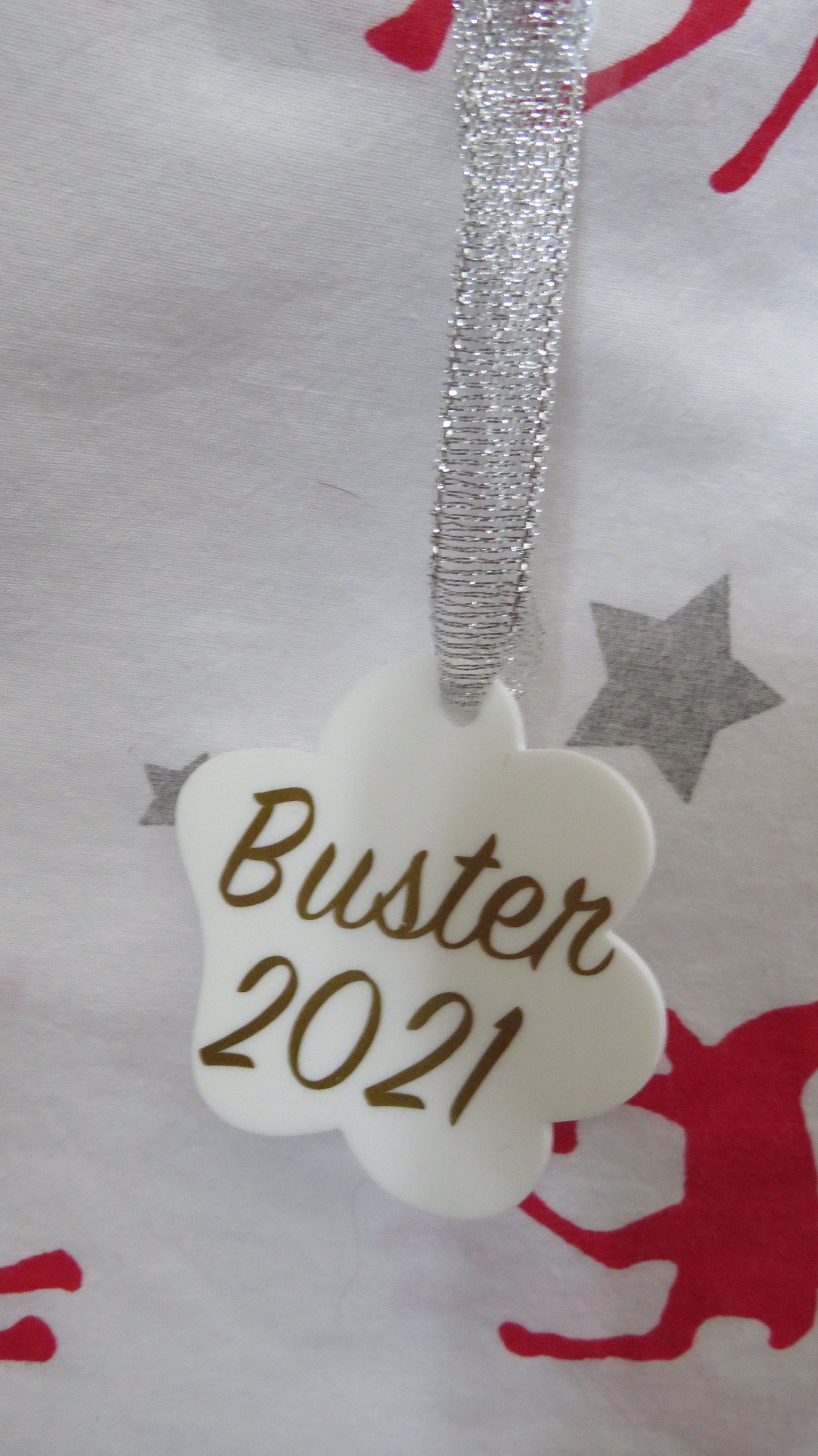 Pet personalised hanging ornament for dog or cat